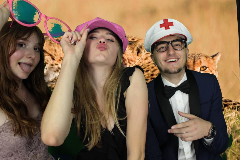 Christ School Prom | View more photos from the event at gallery.myphotoboothexperience.co.uk/u/MyPhotoBoothExperienceLtd/Christ-School-Prom